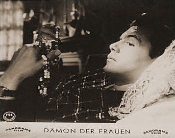 German lobby card from Cast a Dark Shadow (1955) (2)