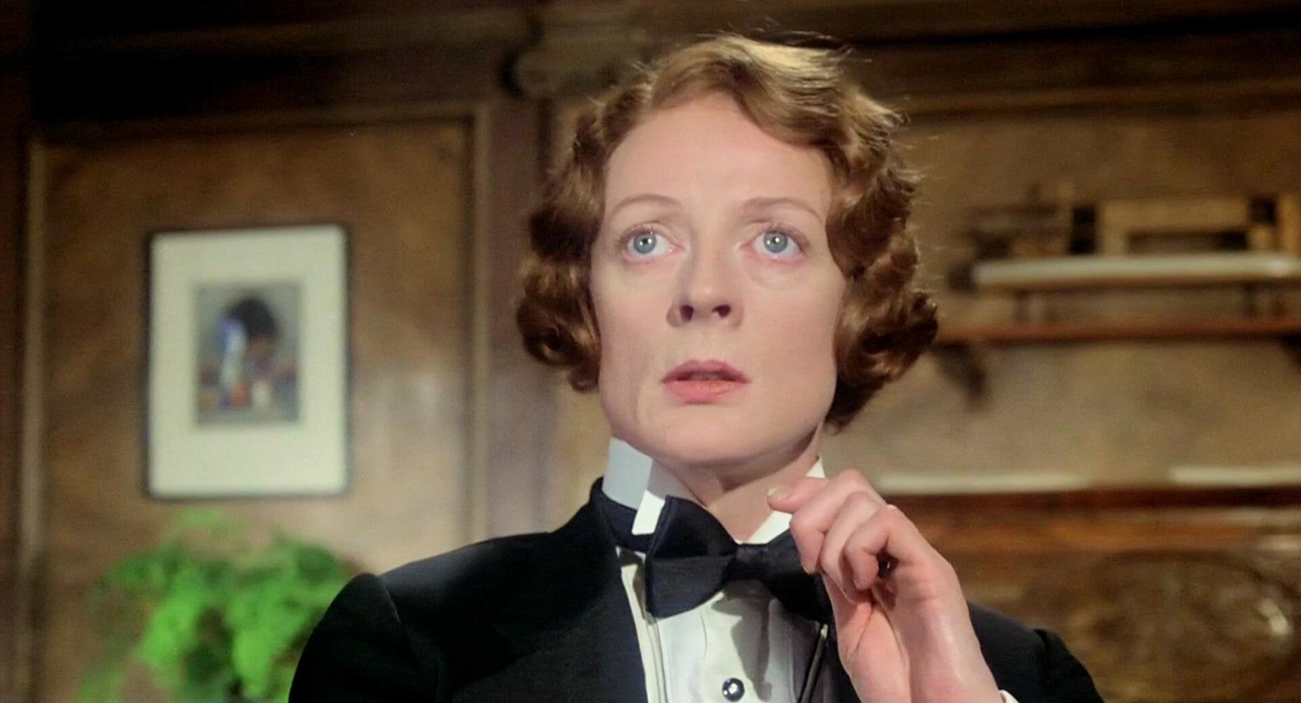 Screenshot from Death on the Nile (1978) (11) featuring Maggie Smith