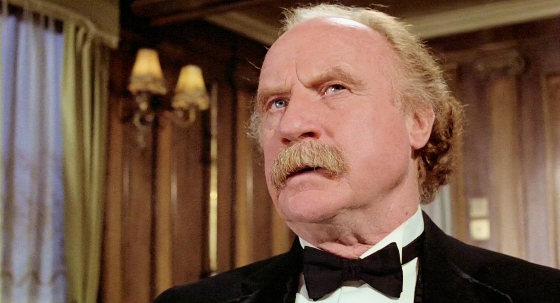 Screenshot from Death on the Nile (1978) (12) featuring Jack Warden