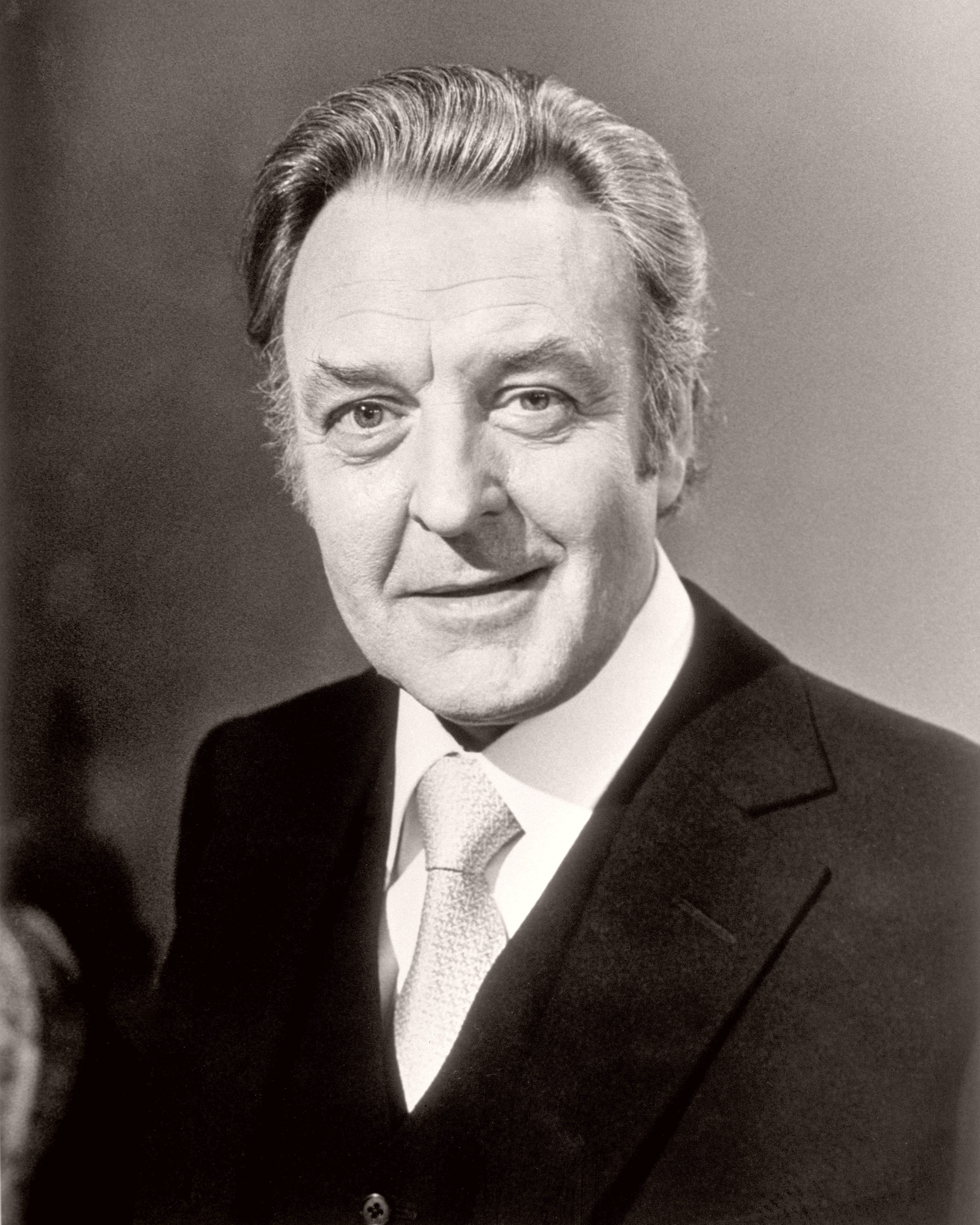 Photograph of British actor, Donald Sinden (1)