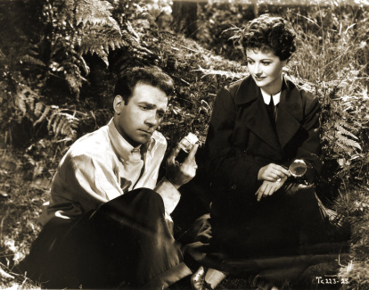 Photograph from Highly Dangerous (1950) (11)