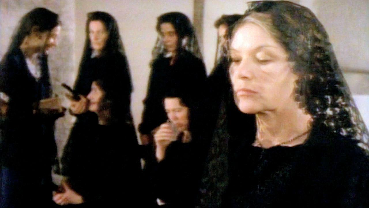 Photograph from The House of Bernarda Alba (1991) (1) featuring Glenda Jackson