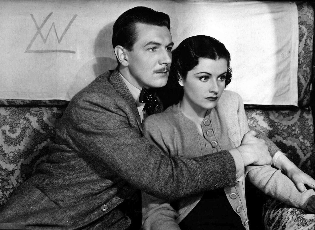 Photograph from The Lady Vanishes (1938) (12) featuring Michael Redgrave and Margaret Lockwood
