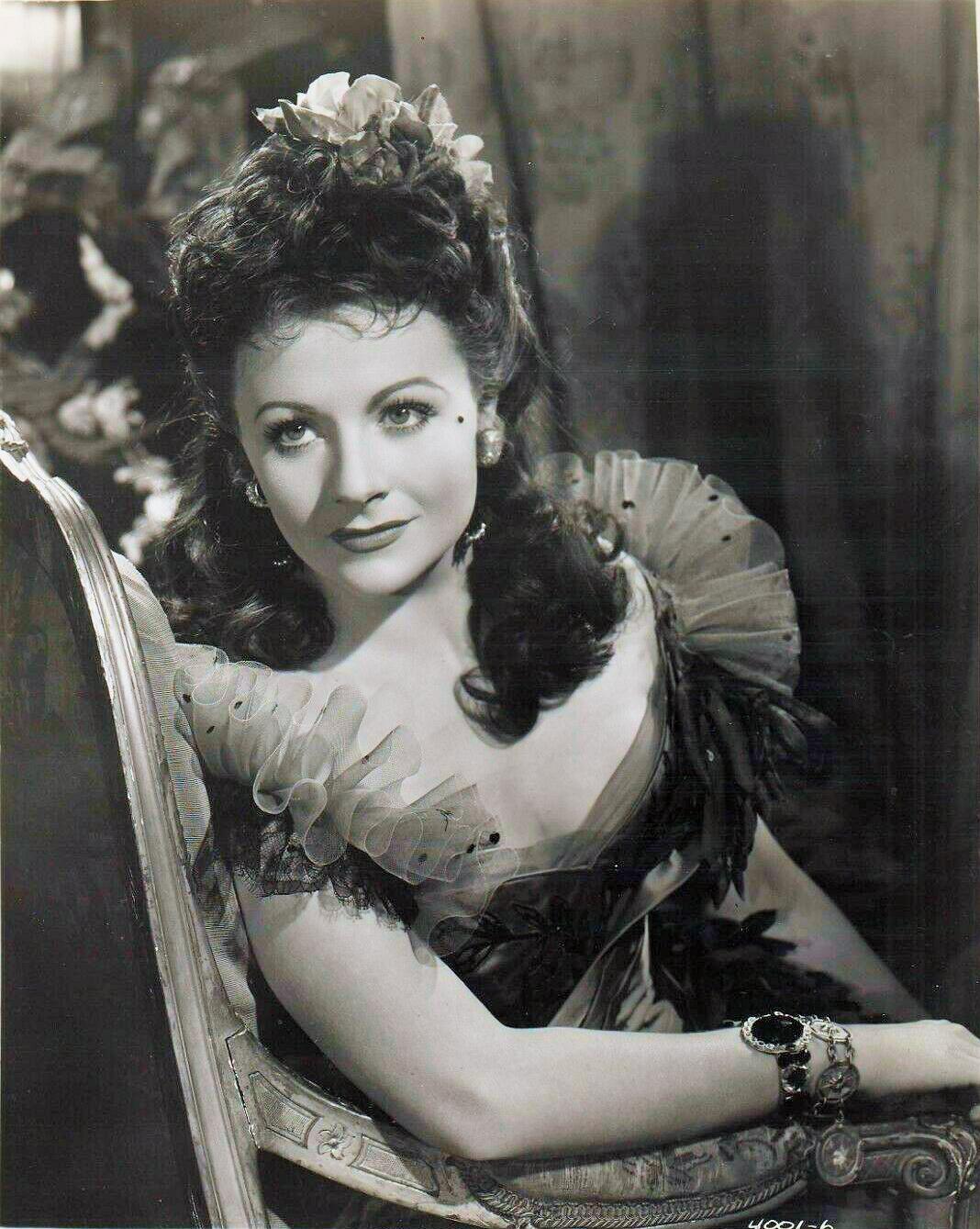 Photograph from Laughing Anne (1953) (20) featuring Margaret Lockwood