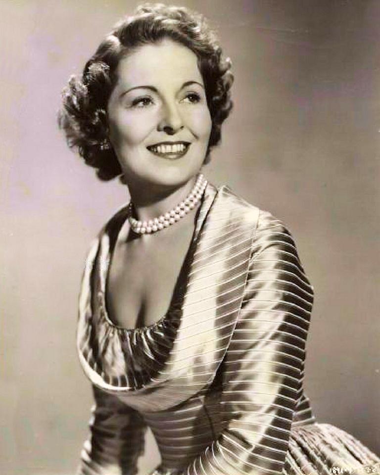 Photograph of English actress, Nora Swinburne (1)
