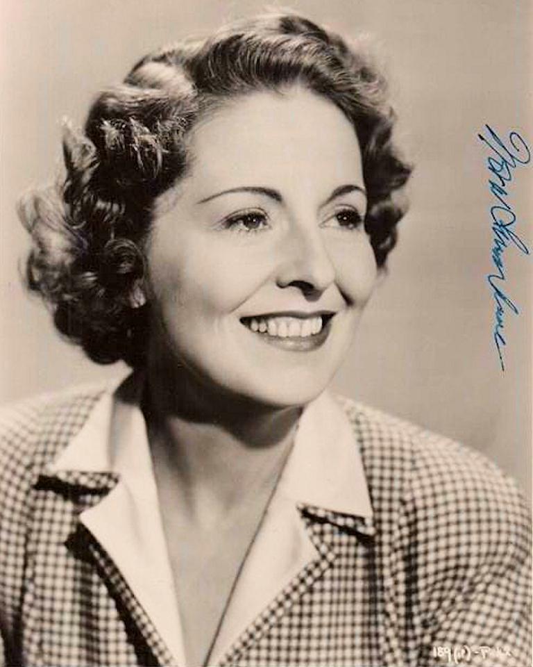 Photograph of English actress, Nora Swinburne (2)