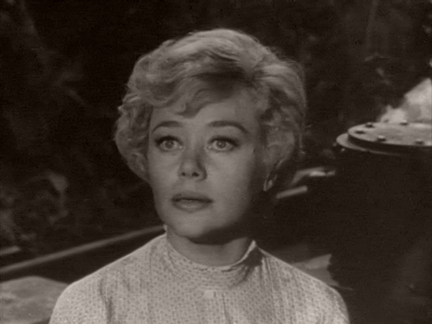 Screenshot from the 1962 ‘Safari’ episode of The Dick Powell Show (1961-63) (1) featuring Glynis Johns as Rosie Sayer