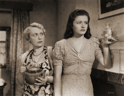 Nancy Price (as Martha Fenwick) and Margaret Lockwood (as Jenny Sunley) in a photograph from The Stars Look Down (1940) (5)