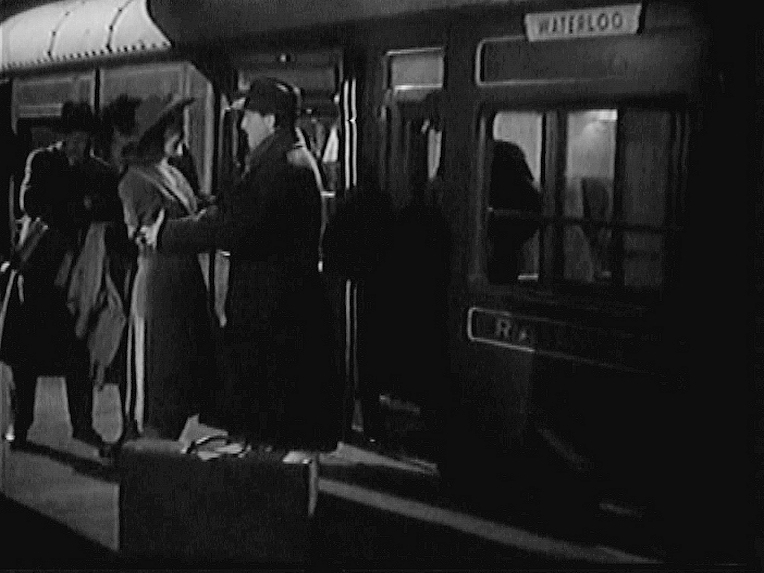 Screenshot from Suspected Person (1942) (5)
