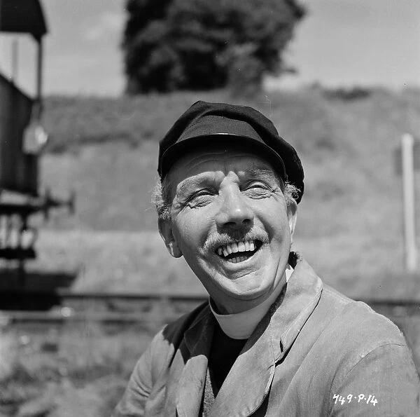 Photograph from The Titfield Thunderbolt (1953) featuring George Relph (as Weech) (1)